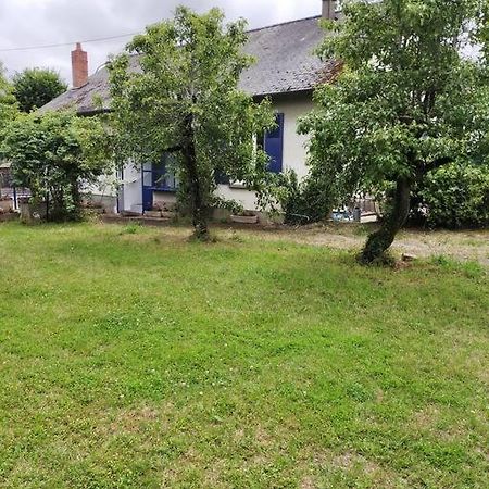 Maison Tout Confort Avec Piscine Saint-Benoit-du-Sault Buitenkant foto